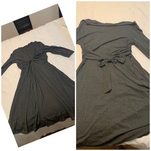 Gray stretch 3/4 sleeve dress